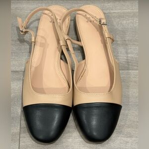 A New Day Beige and Black Cap-Toe Slingback Flats Size 9